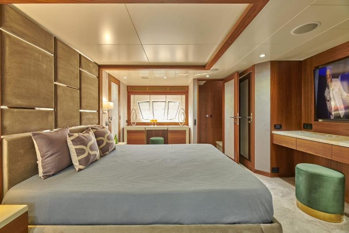Cabin on La Fenice, a Azimut 85F yacht at Gouvia, Greece