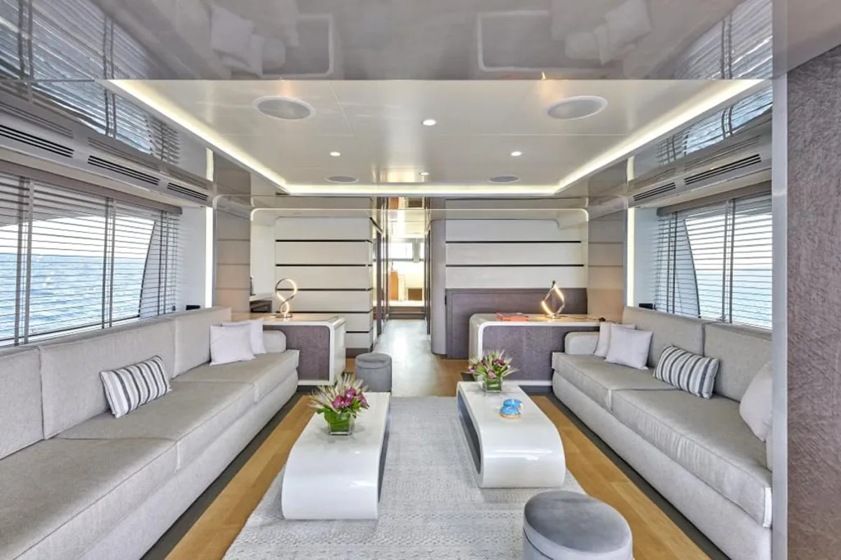 Salon of La Fenice, a Azimut 85F yacht at Gouvia, Greece