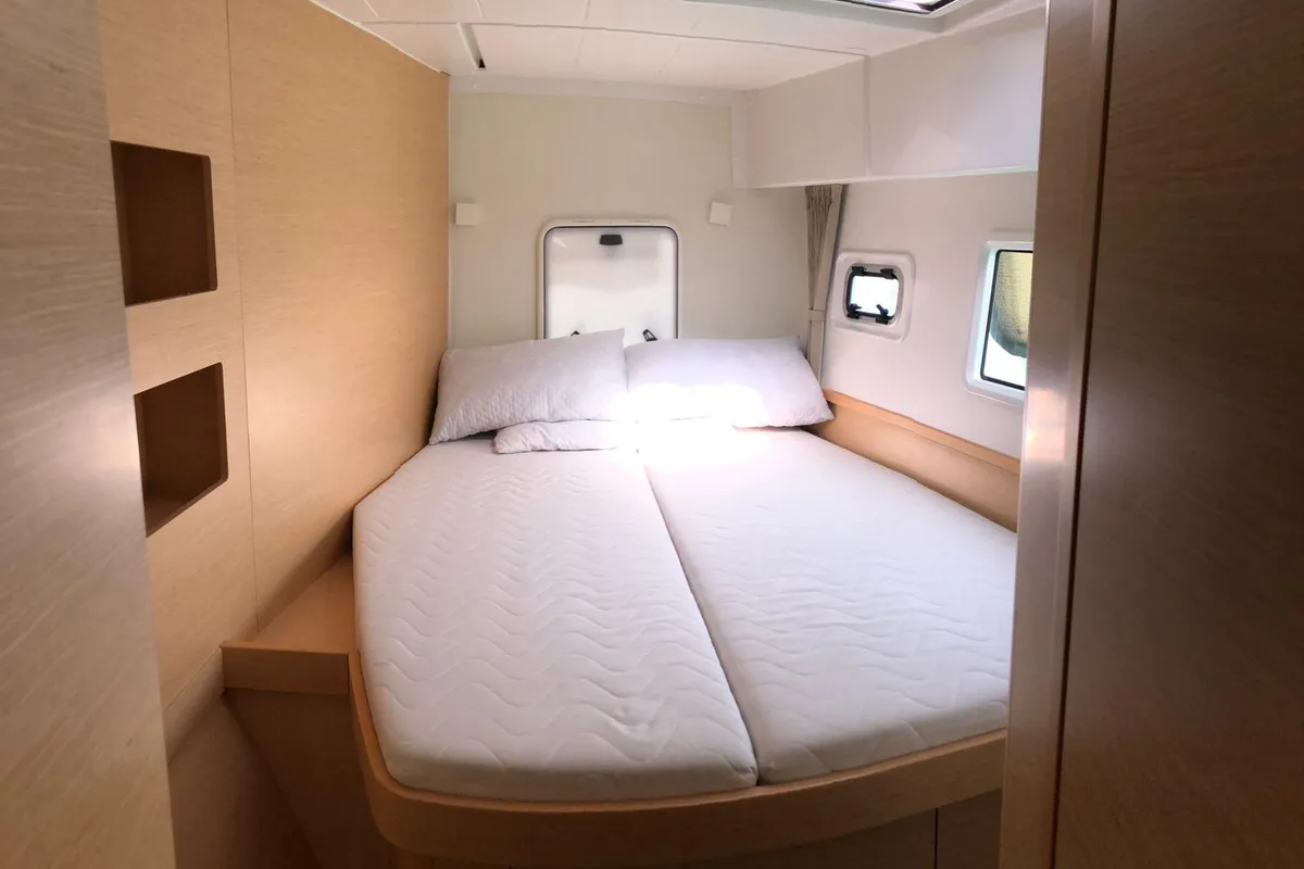 Cabin on MAGAN 1 WATER MAKER - PANNELS , a Lagoon 42 catamaran at Capo d'Orlando, Italy