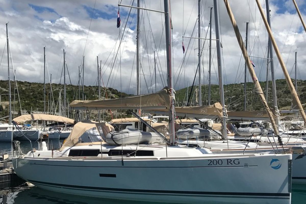 Exterior view of Pippi, a Dufour 335 GL sailboat at Primošten, Croatia