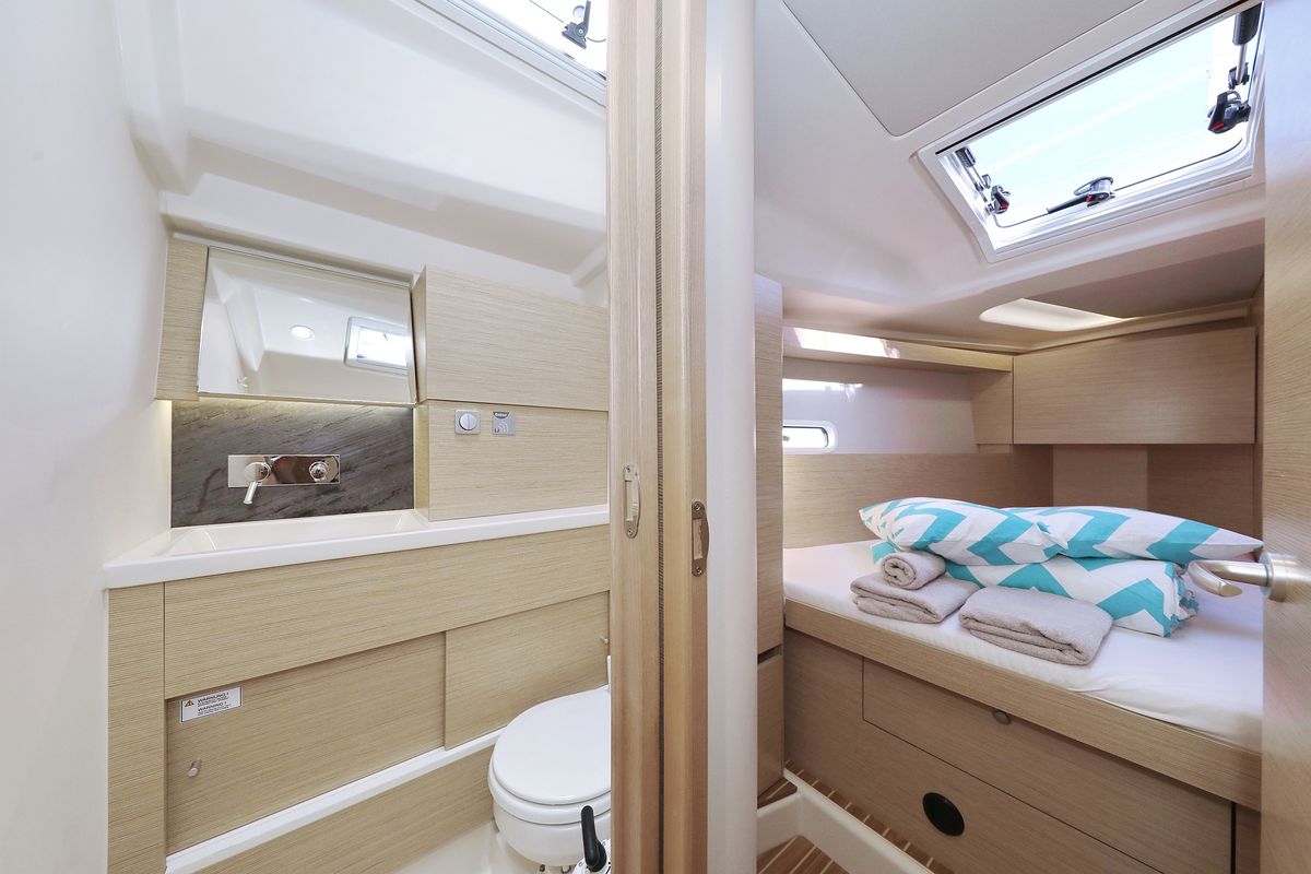 Cabin on Kind of magic, a Hanse Yachts Hanse 458 sailboat at Seget Donji, Croatia