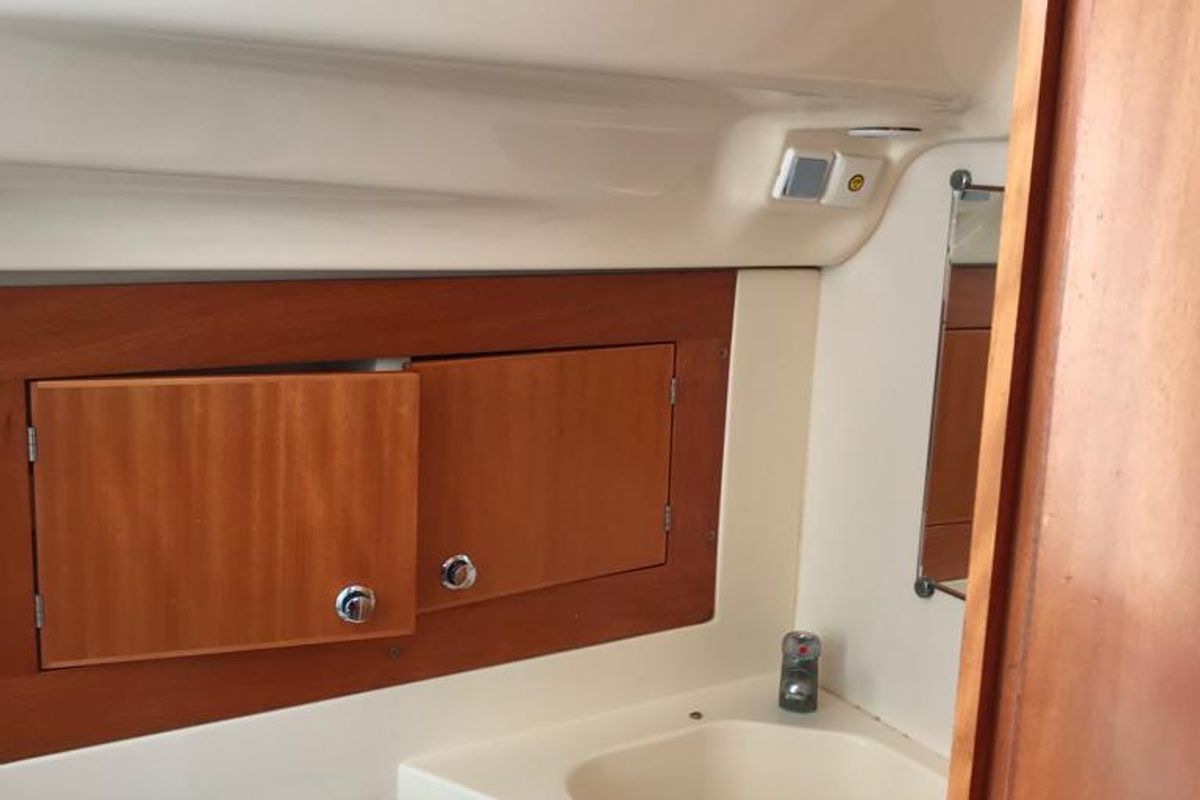 Head on Alboran XXVI Piñacolada (Las Galletas), a Elan Impression 434 sailboat at Elephant Butte Estates, United States