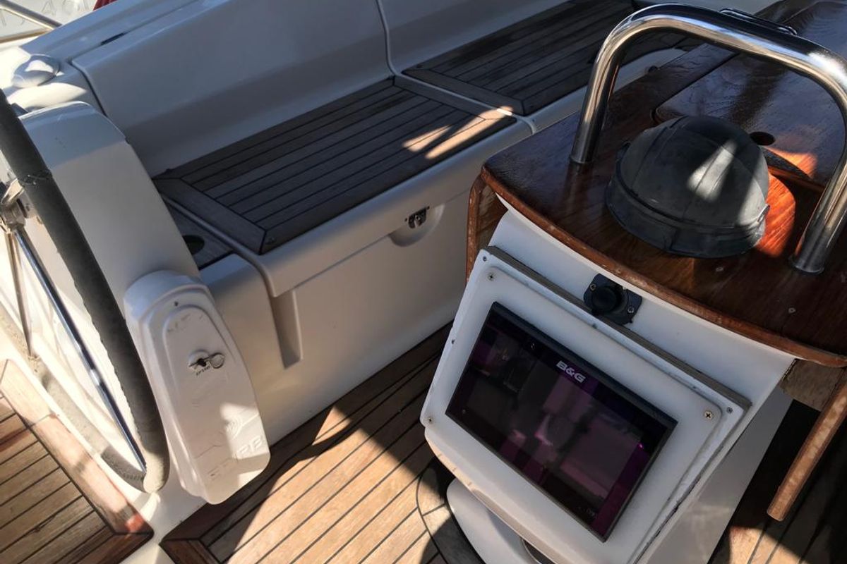 Cockpit of Alboran XXVI Piñacolada (Las Galletas), a Elan Impression 434 sailboat at Elephant Butte Estates, United States
