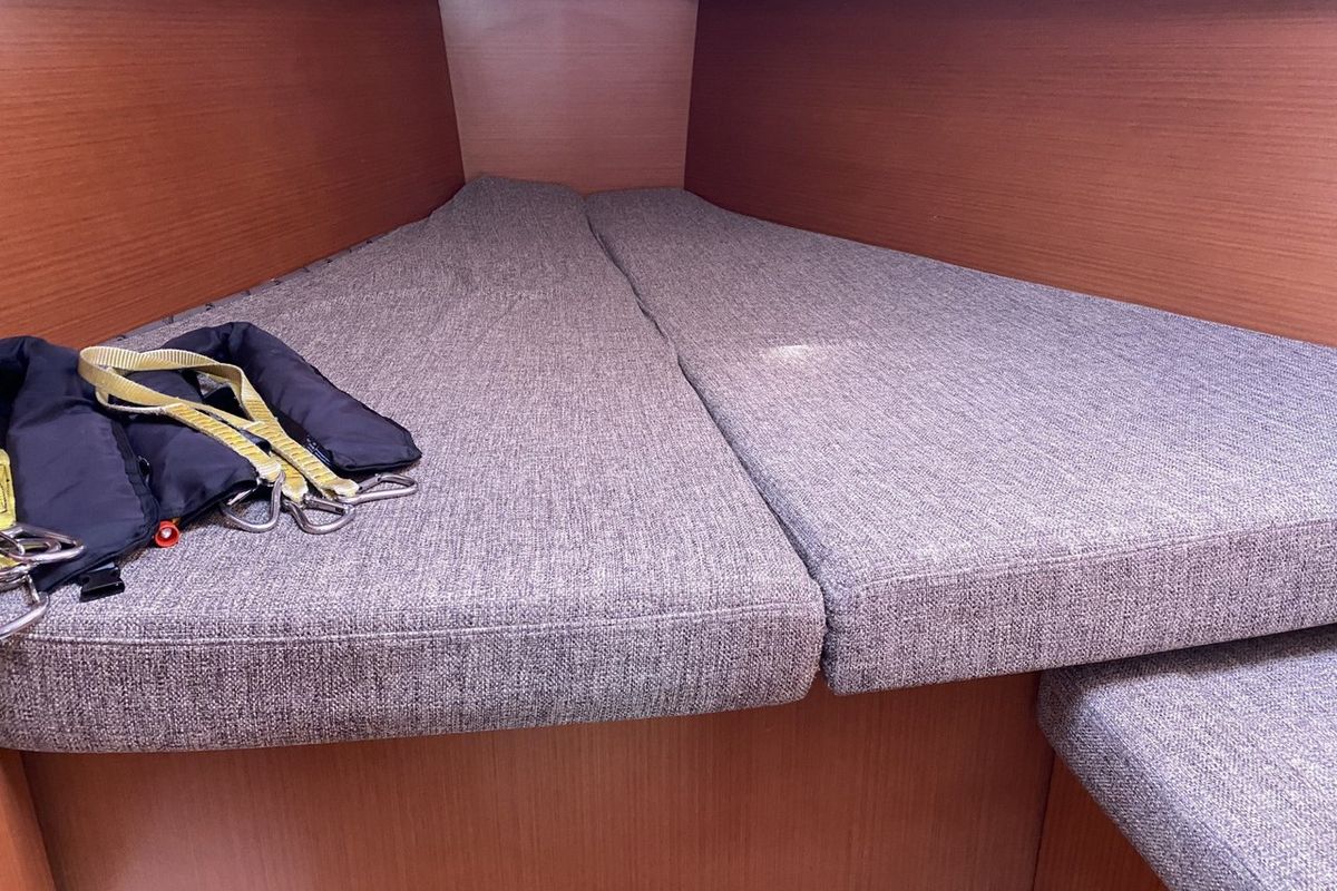 Cabin on Kon-Tiki, a Hanse Yachts Hanse 385 sailboat at Grad Pula, Croatia