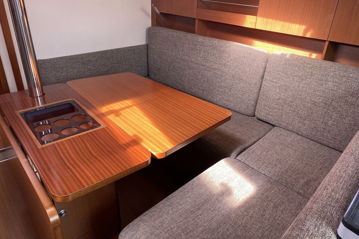 Salon of Kon-Tiki, a Hanse Yachts Hanse 385 sailboat at Grad Pula, Croatia