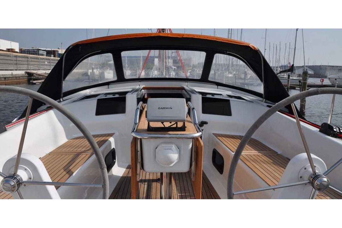 Cockpit of Kon-Tiki, a Hanse Yachts Hanse 385 sailboat at Grad Pula, Croatia
