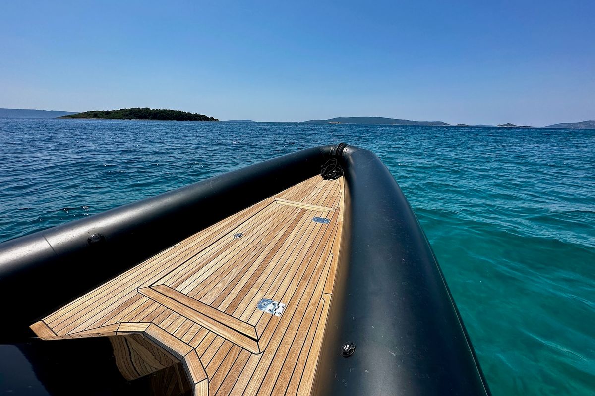 Deck of Lux Lolivul 9 - 2, a Kanula d.o.o. Lolivul 9 rib at Grad Trogir, Croatia