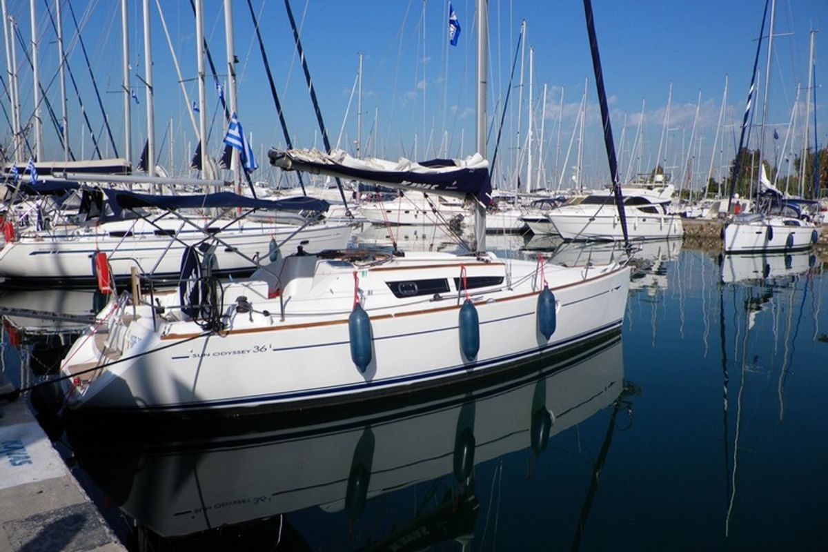 Exterior view of Kos 36.2, a Jeanneau Sun Odyssey 36i sailboat at Municipal Unit of Lefkada, Greece