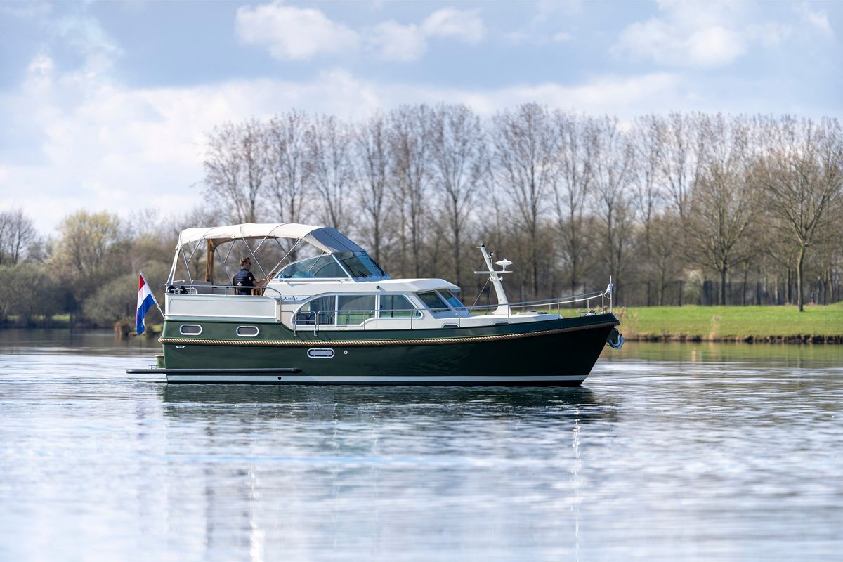 Exterior view of Colonia, a Linssen Grand Sturdy 35.0 AC other at Kinrooi, Belgium