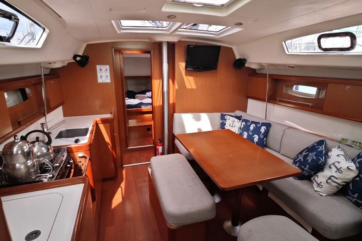 Salon of Lilium, a Beneteau Oceanis 43 Family sailboat at Fethiye, Turkey