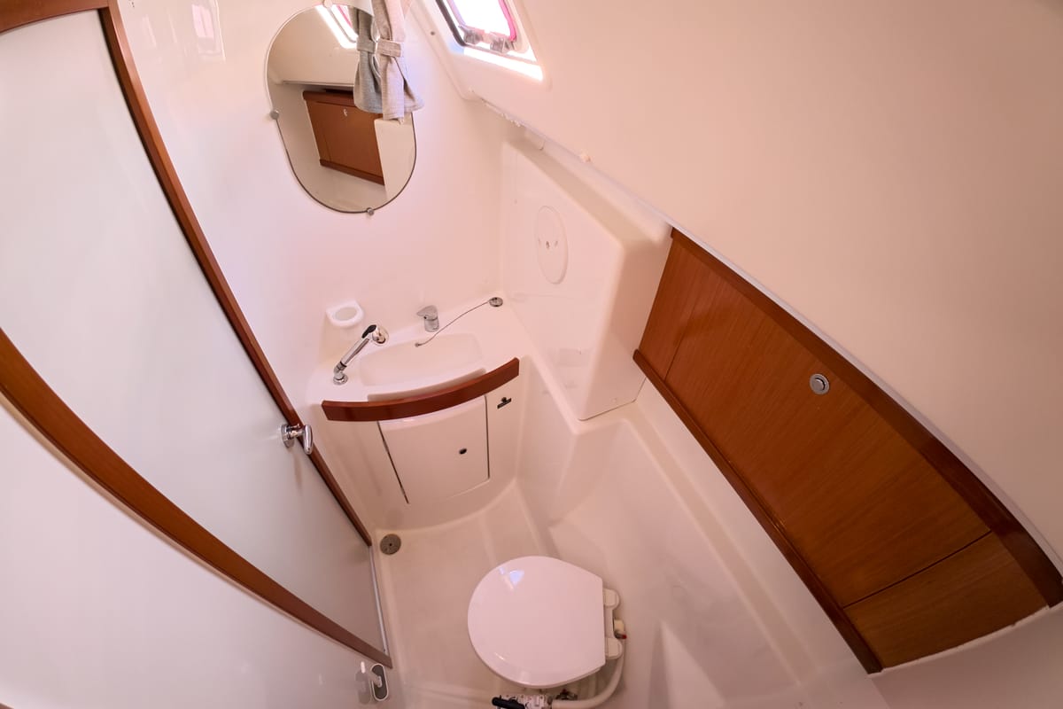 Head on Lilium, a Beneteau Oceanis 43 Family sailboat at Fethiye, Turkey