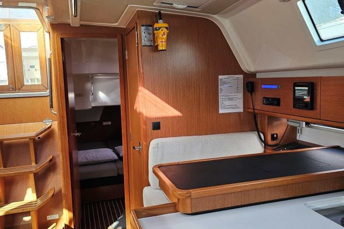 Salon of Salvia, a Bavaria 51 Cruiser sailboat at Municipal Unit of Lefkada, Greece