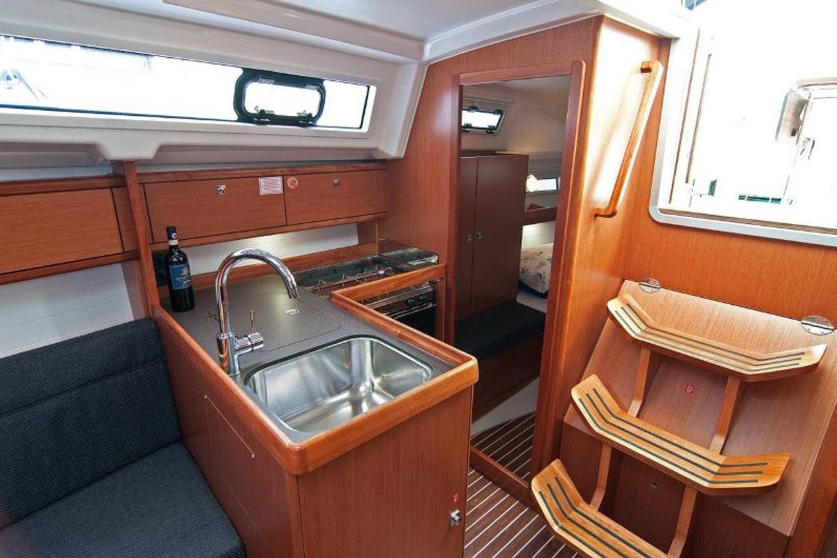 Galley of ADRIA MASA, a Bavaria 34 Cruiser sailboat at Split, Croatia