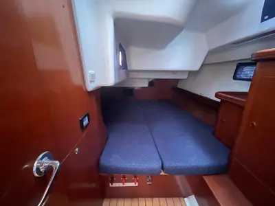 Cabin on IRIDA, a Beneteau Oceanis 473 sailboat at Marina Delta Kallithea, Greece