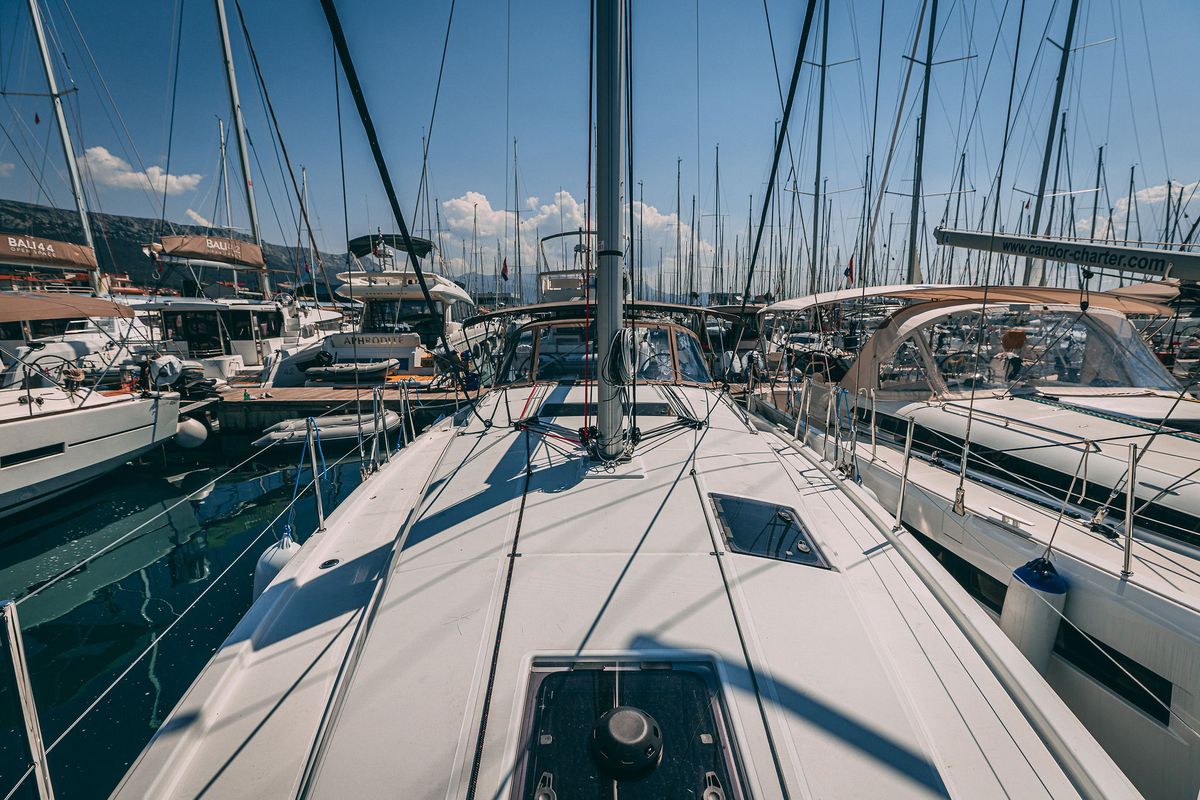 Deck of Purr, a Jeanneau Sun Odyssey 410 sailboat at Grad Kaštela, Croatia