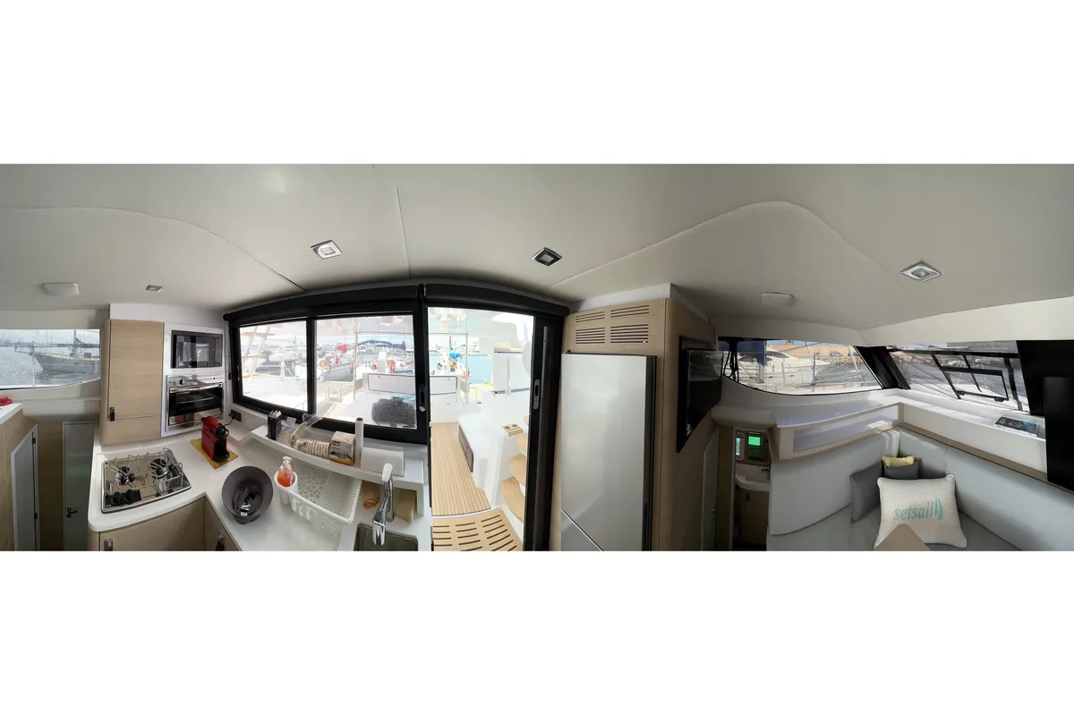 Salon of Ilusión, a Aventura Catamarans Aventura 37 catamaran at Valencia, Spain