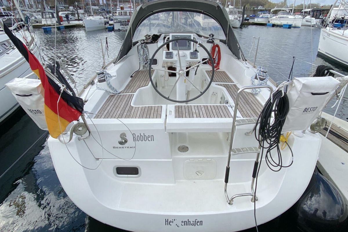 Cockpit of Robben, a Beneteau Oceanis 31 sailboat at Heiligenhafen, Germany