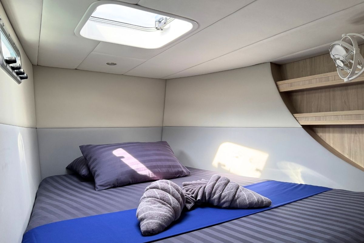 Cabin on Isle Phantom, a Island Spirit Yachts Island Spirit 410 catamaran at Baan Salak Phet, Thailand
