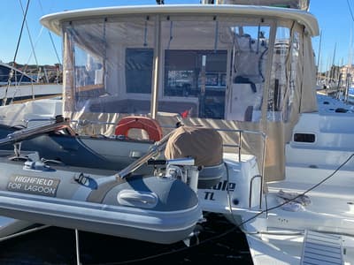 Exterior view of Fil'eole, a Lagoon 40 catamaran at Hyères, France