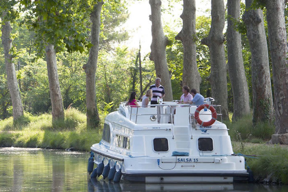 Exterior view of Salsa A, a Cygnet Salsa A motorboat at Hessel, United States