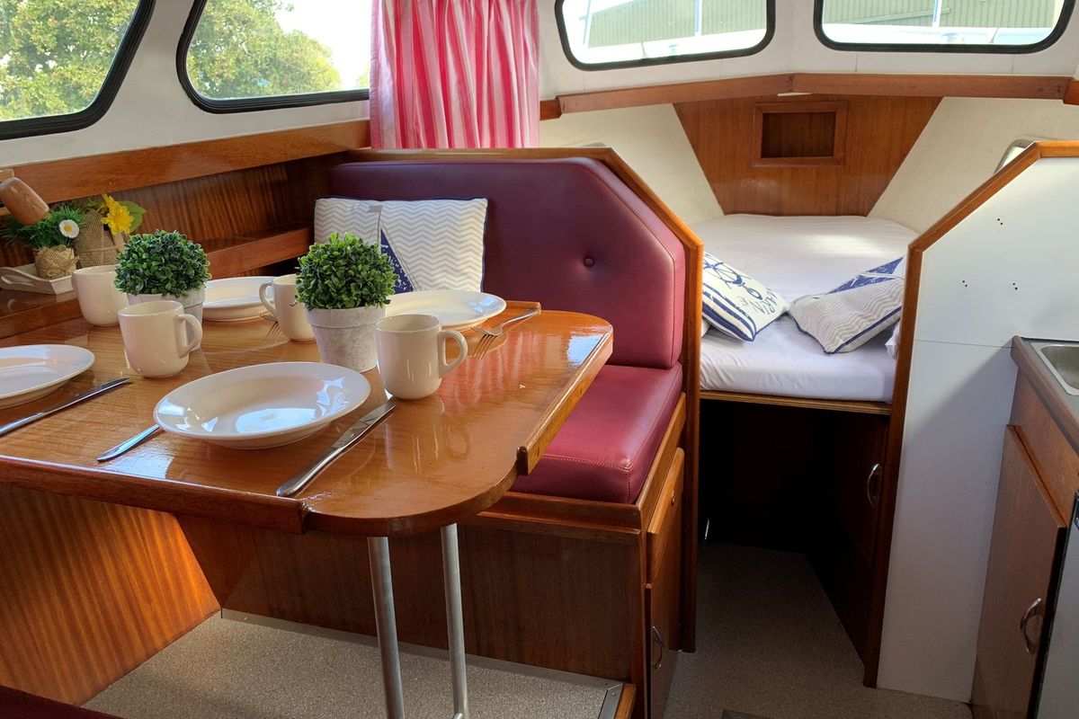 Salon of Myrthe, a Gulet Boarnkruiser 920 motorboat at Heukelum, Netherlands