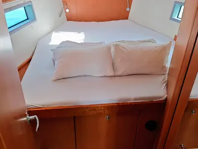 Cabin on Zen, a Bavaria C42 sailboat at Općina Sukošan, Croatia