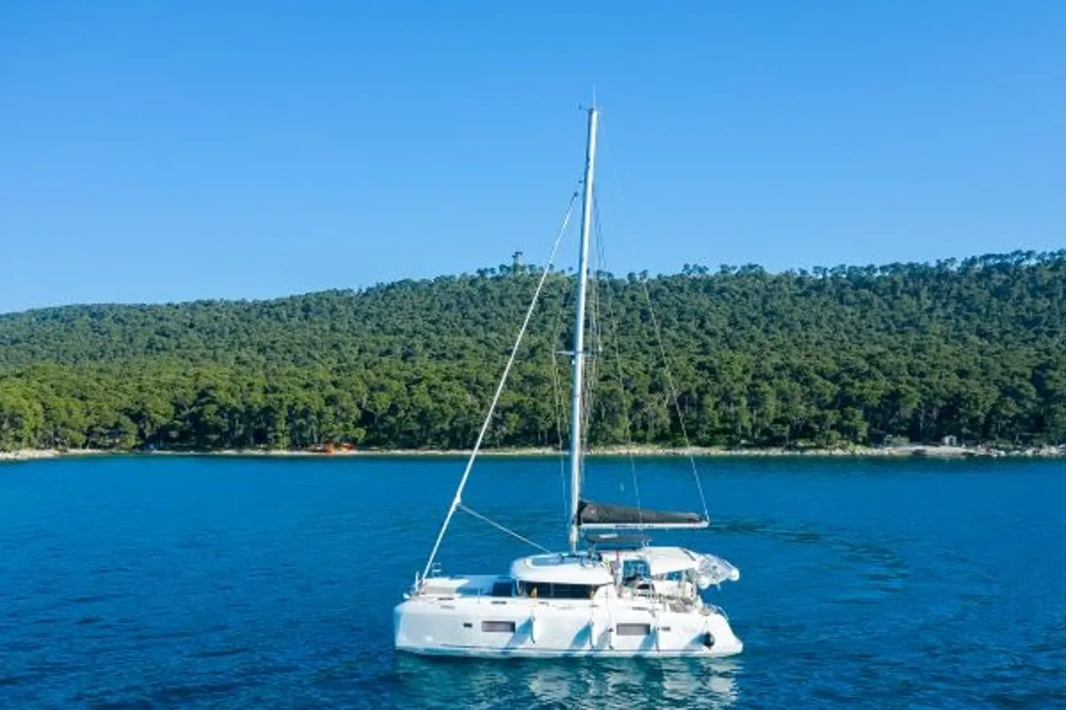 Exterior view of Ladesta, a Lagoon 42 catamaran at Grad Kaštela, Croatia