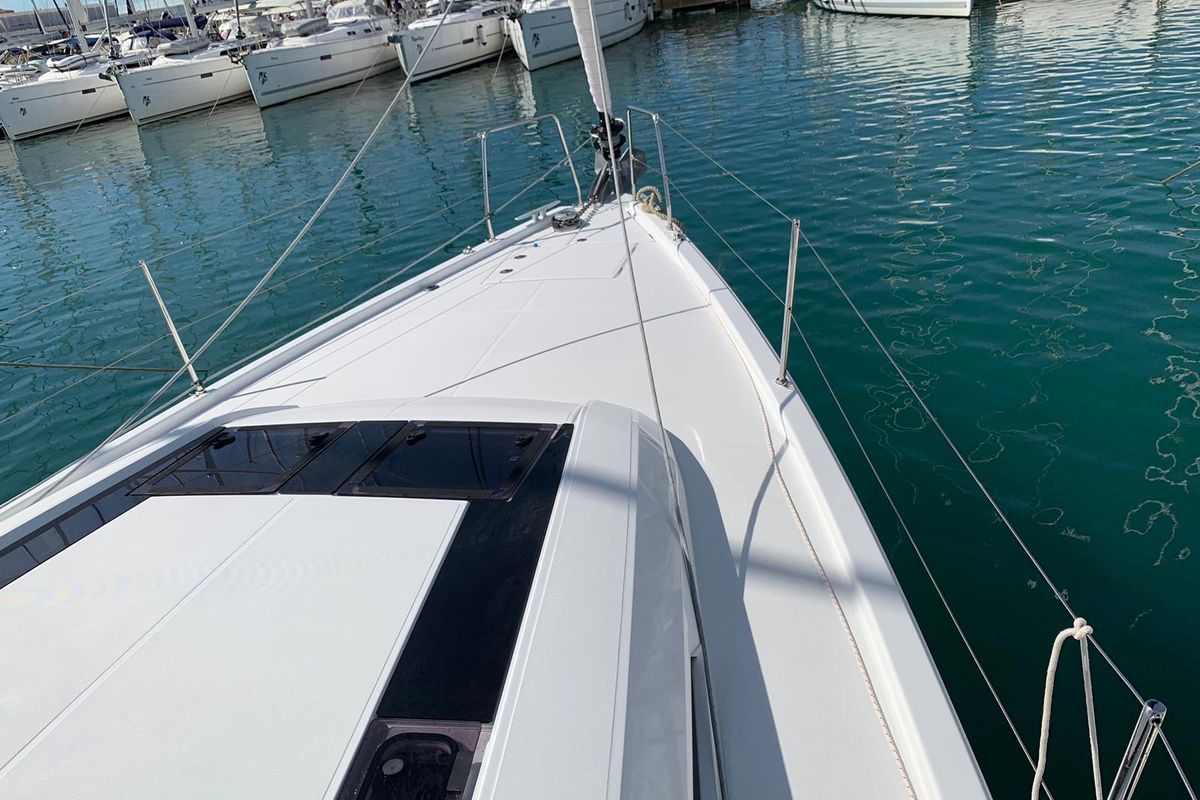 Exterior view of LEVITAN, a Beneteau Oceanis 46.1 sailboat at Općina Sukošan, Croatia