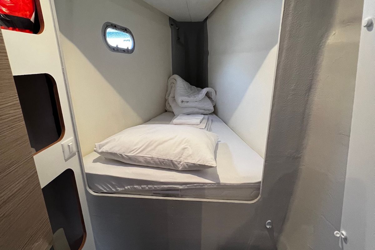 Cabin on Andy, a Fountaine Pajot Tanna 47 catamaran at Općina Sukošan, Croatia