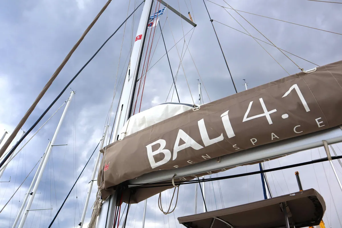 MEMORIES, a Bali Bali 4.1 catamaran at Parikia, Greece