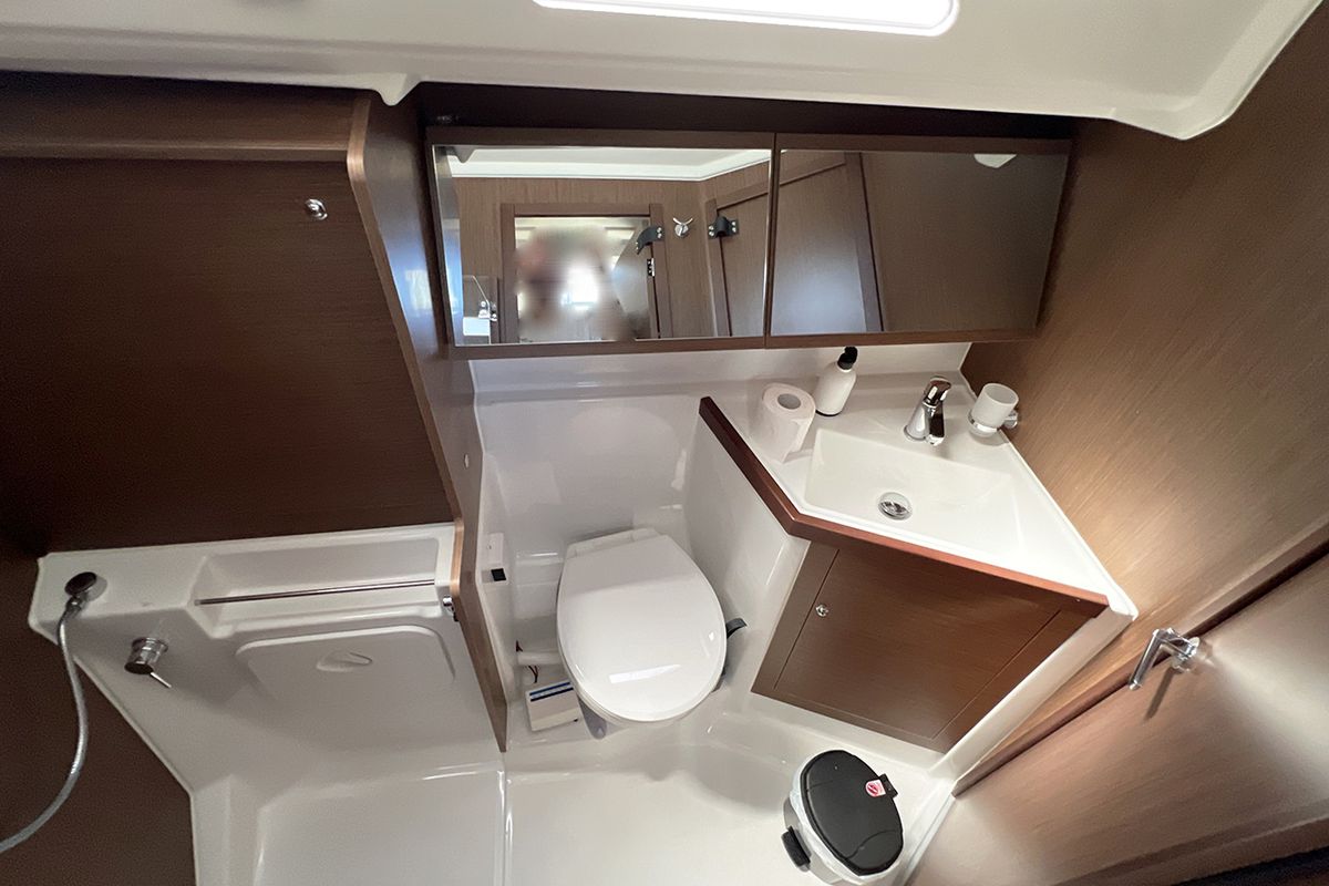 Head on ESCAPE, a Beneteau Oceanis 40.1 sailboat at Athens, Greece