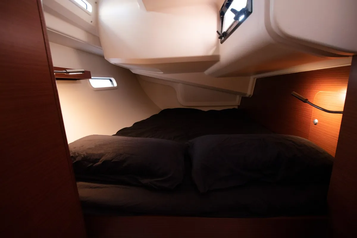 Cabin on Lady Marga, a Hanse Yachts Hanse 388 sailboat at Dénia, Spain
