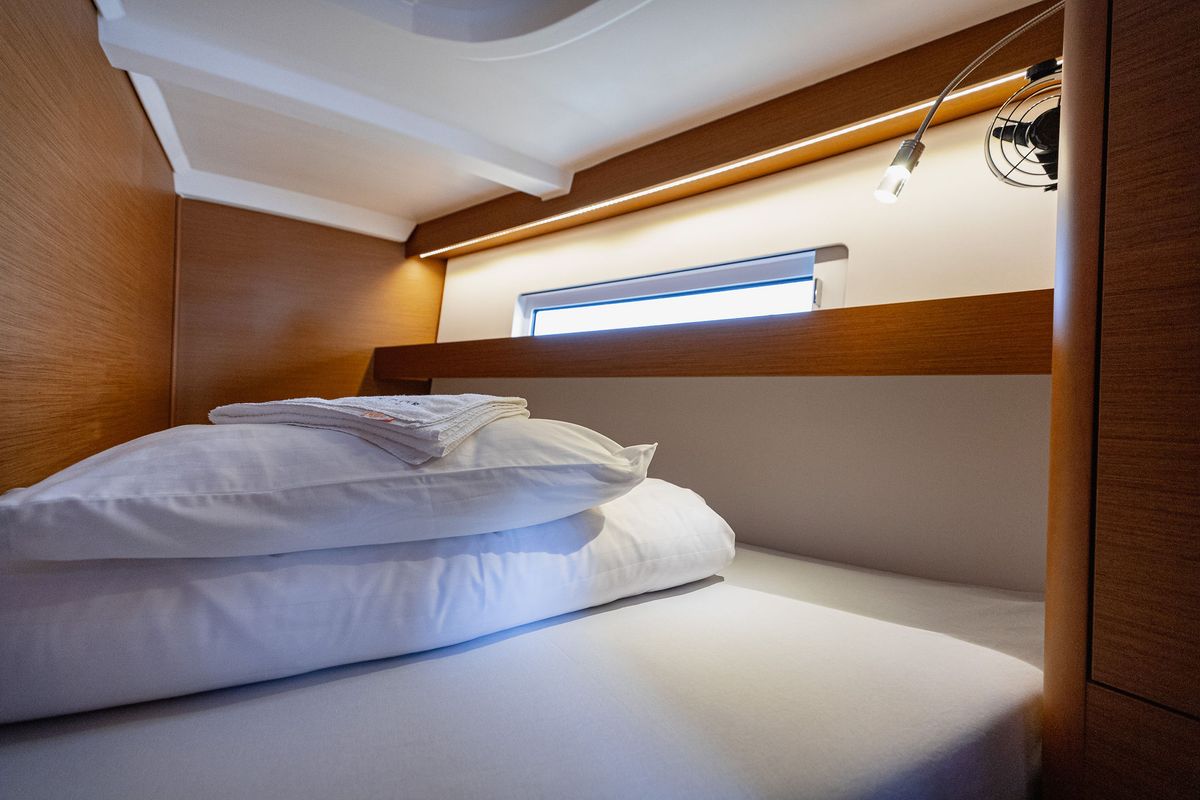 Cabin on Mikkamakka, a Jeanneau Sun Odyssey 440 sailboat at Grad Kaštela, Croatia