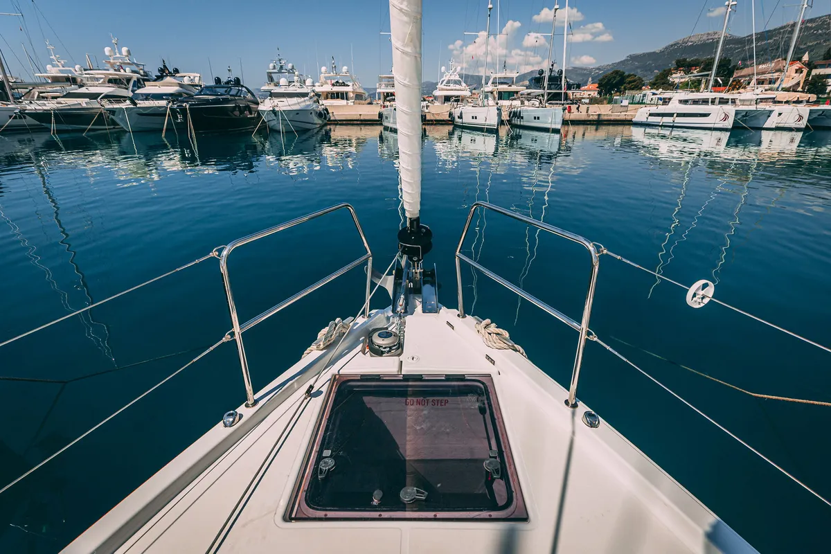 Deck of Mikkamakka, a Jeanneau Sun Odyssey 440 sailboat at Grad Kaštela, Croatia