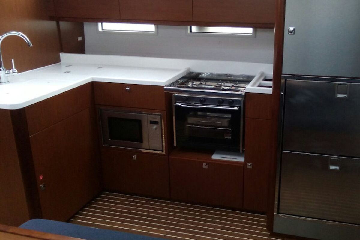 Galley of Elisa, a Bavaria Cruiser 46 sailboat at Palermo, Italy