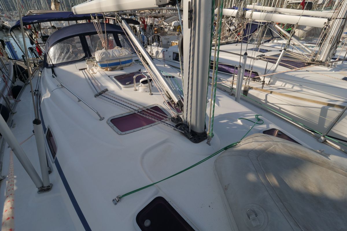 Deck of Andiamo, a Bavaria 42 sailboat at Fethiye, Turkey