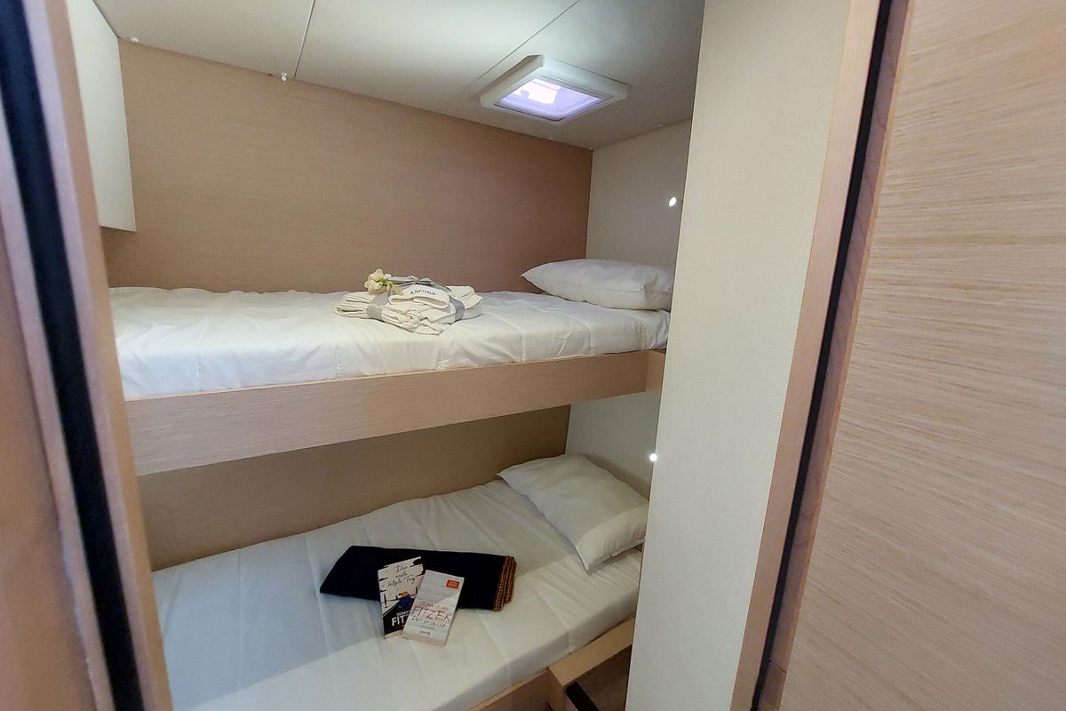 Cabin on Ancora Reha, a Fountaine Pajot Saona 47 catamaran at Rosignano Solvay, Italy