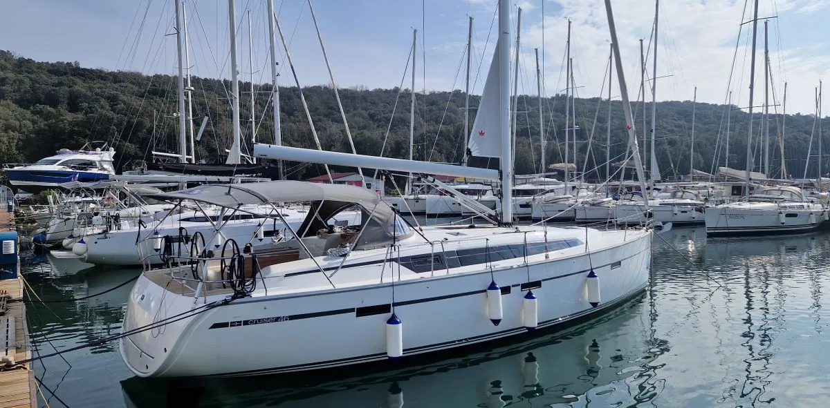 Exterior view of My life, a Bavaria Cruiser 46 - 4 cab.* sailboat at Grad Pula, Croatia