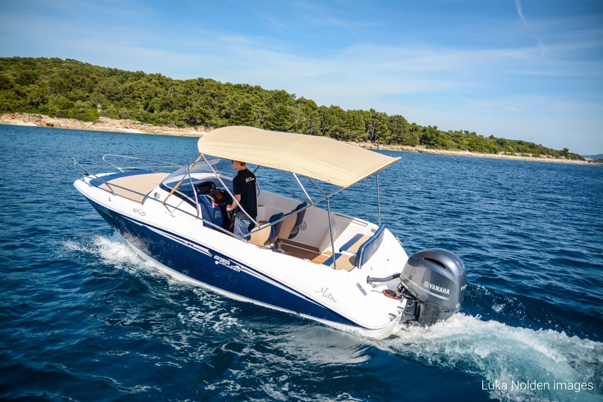 Exterior view of 253065ML, a Galeon Galia 630 motorboat at Mali Lošinj, Croatia