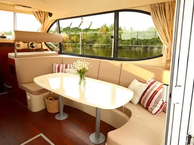 Cruiser Premium 8/10 Pers., a Nicols Nicols Estivale Octo motorboat at Tokaj, Hungary
