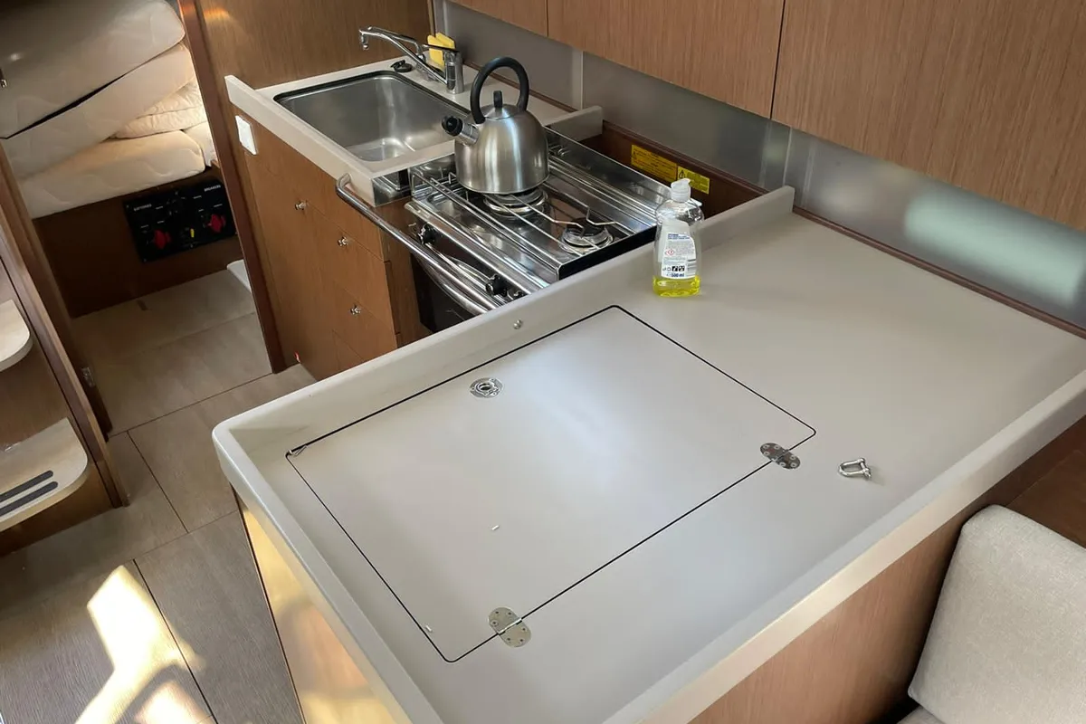 Galley of RITA, a Beneteau Oceanis 41.1 sailboat at Općina Sukošan, Croatia