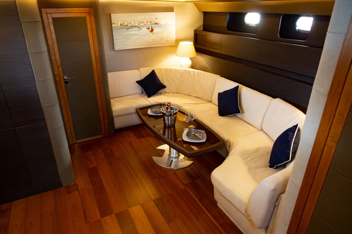 Salon of Maeva Star, a Leopard 23 yacht at Syracuse, Italy