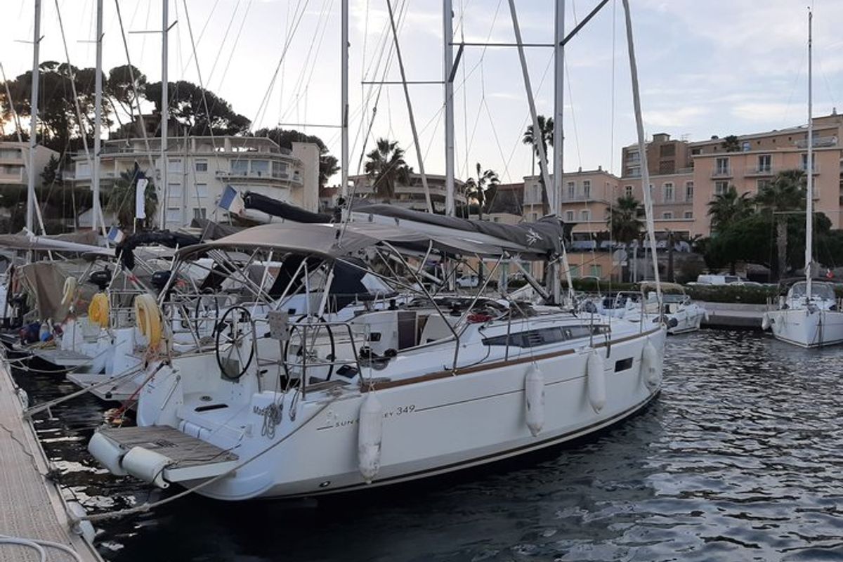 Exterior view of Madison, a Jeanneau Sun Odyssey 349 sailboat at Toulon, France