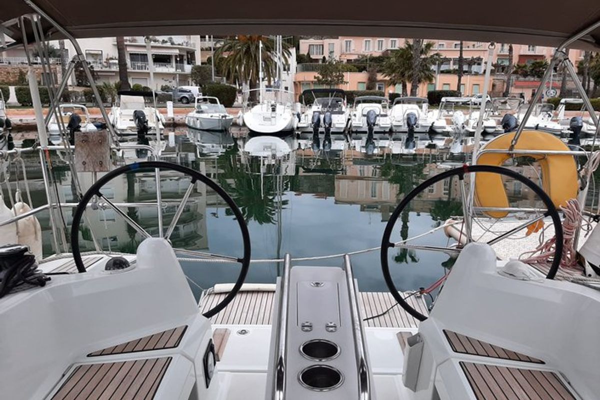 Cockpit of Madison, a Jeanneau Sun Odyssey 349 sailboat at Toulon, France