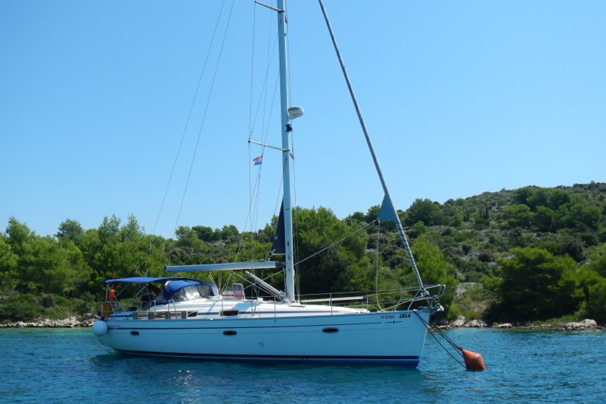 Exterior view of LOLA, a Bavaria 39 Cruiser sailboat at Primošten, Croatia