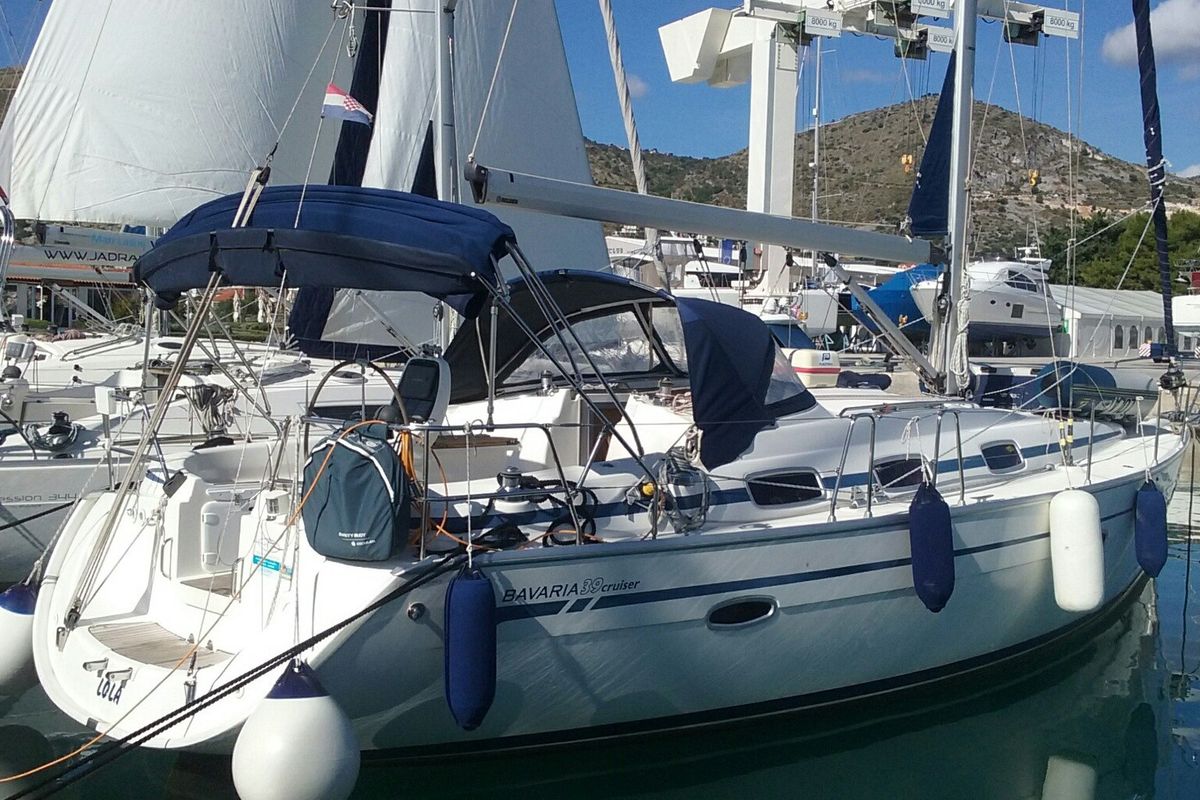 Exterior view of LOLA, a Bavaria 39 Cruiser sailboat at Primošten, Croatia