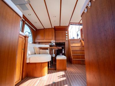 Salon of Us Schipp, a De Drait DeLuxe 42 motorboat at Akkrum, Netherlands