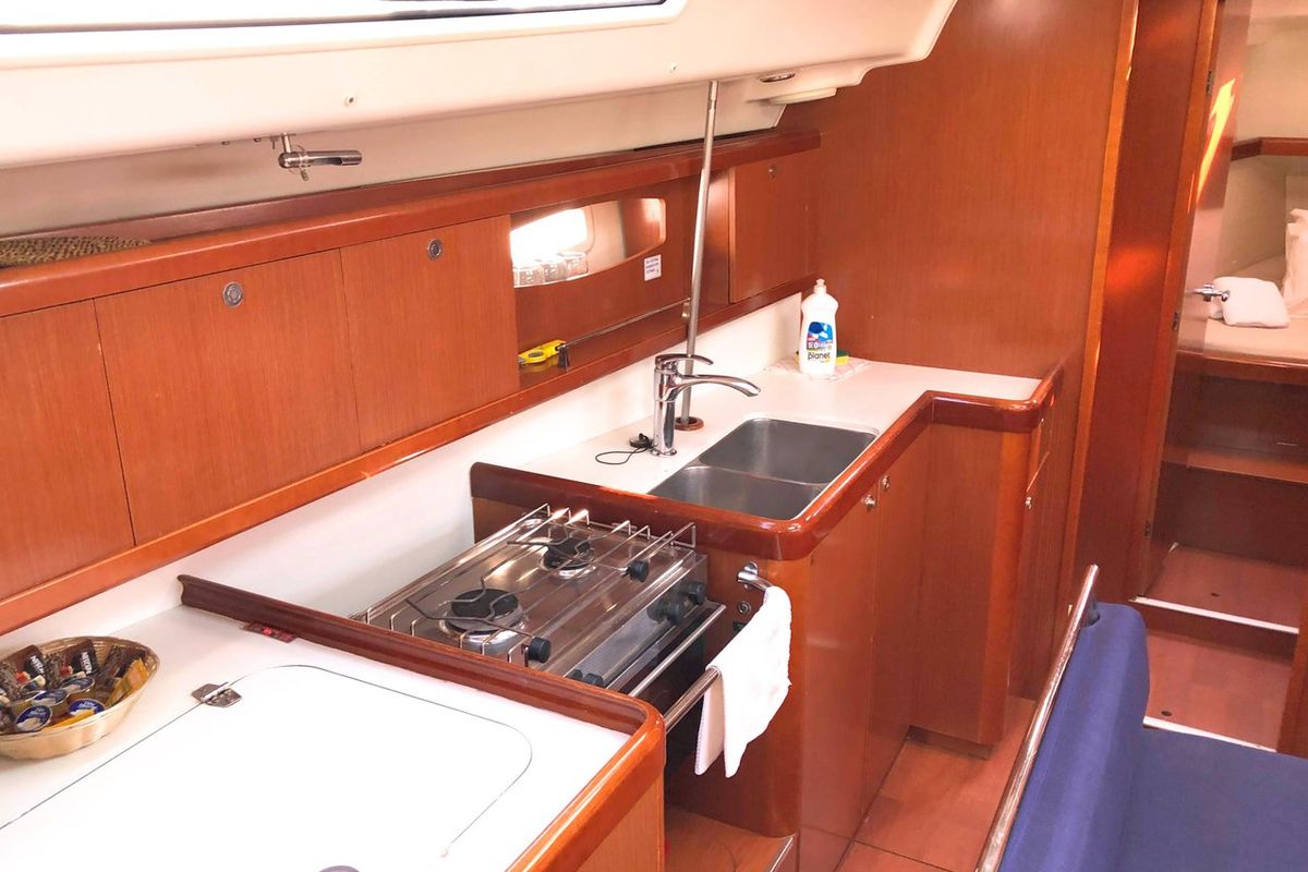 Galley of Whisper, a Beneteau Oceanis 43 sailboat at Athens, Greece