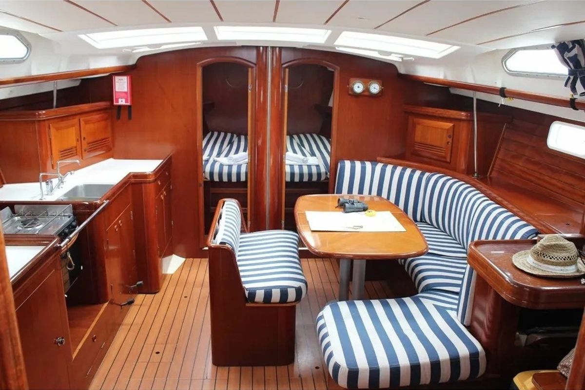 Salon of Pigasos, a Beneteau Oceanis 473 sailboat at Municipal Unit of Lefkada, Greece