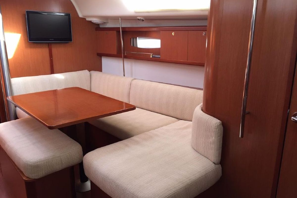 Salon of Tosca, a Beneteau Oceanis 40 sailboat at Municipal Unit of Elefsina, Greece